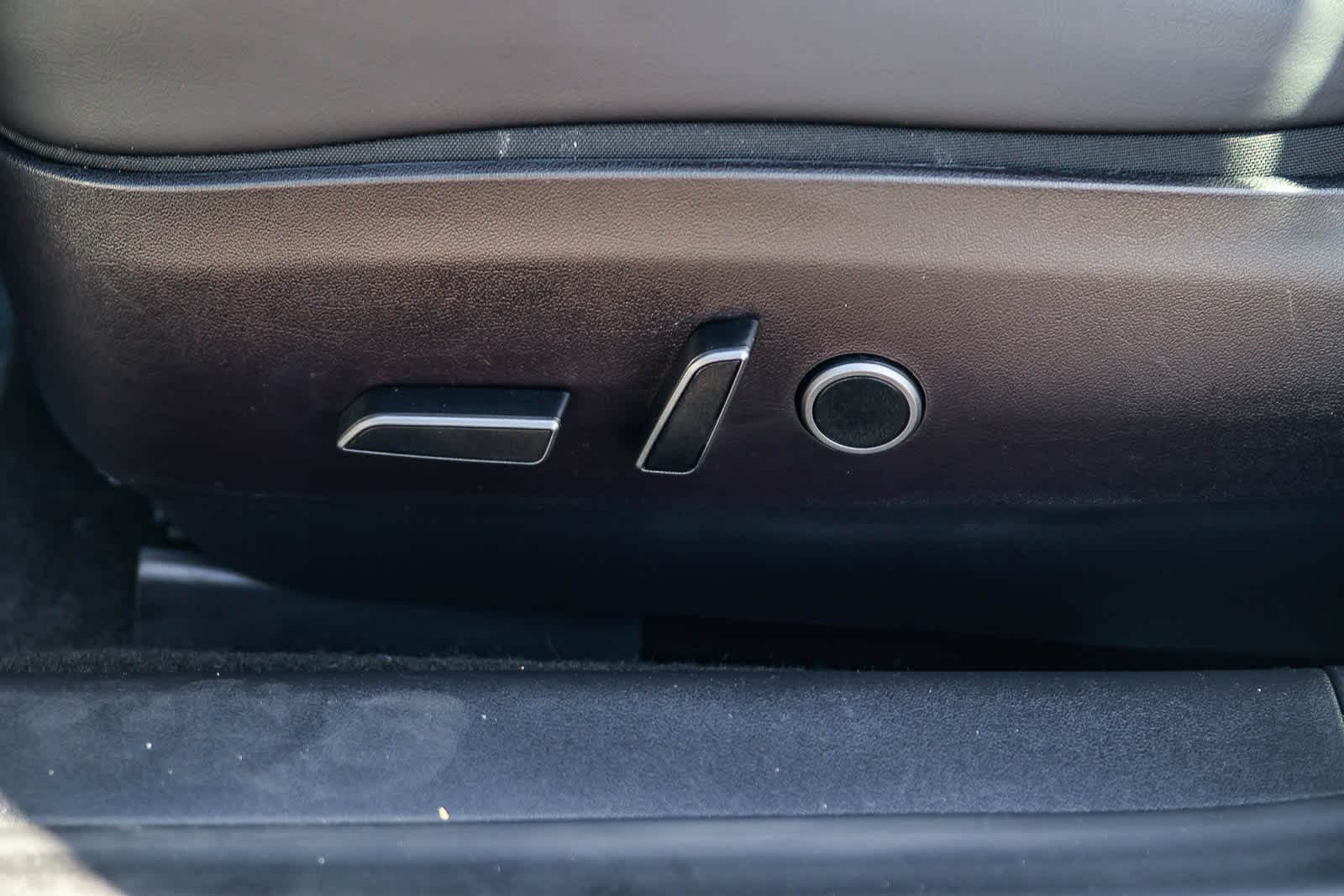 Thumbnail: 2022 Tesla Model 3 - 22