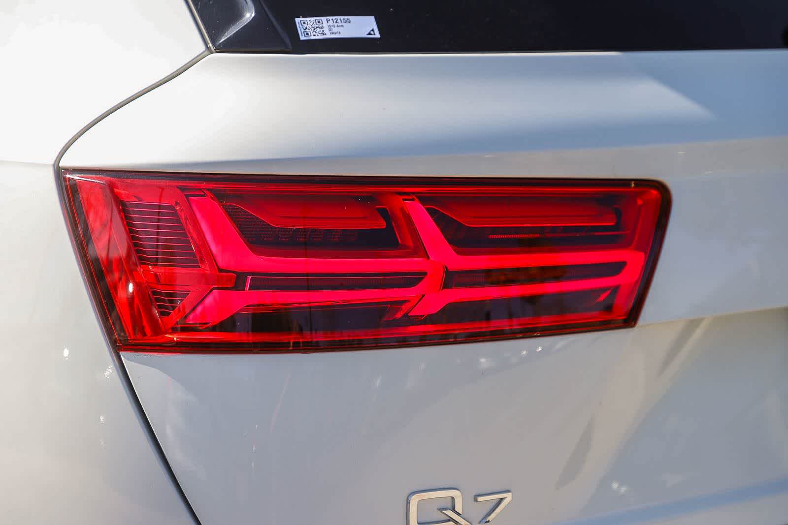 Thumbnail: 2018 Audi Q7 - 7