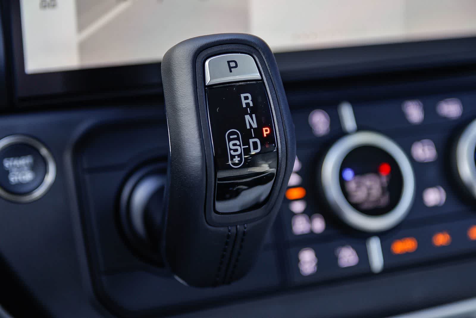 Thumbnail: 2026 Land Rover Defender - 24