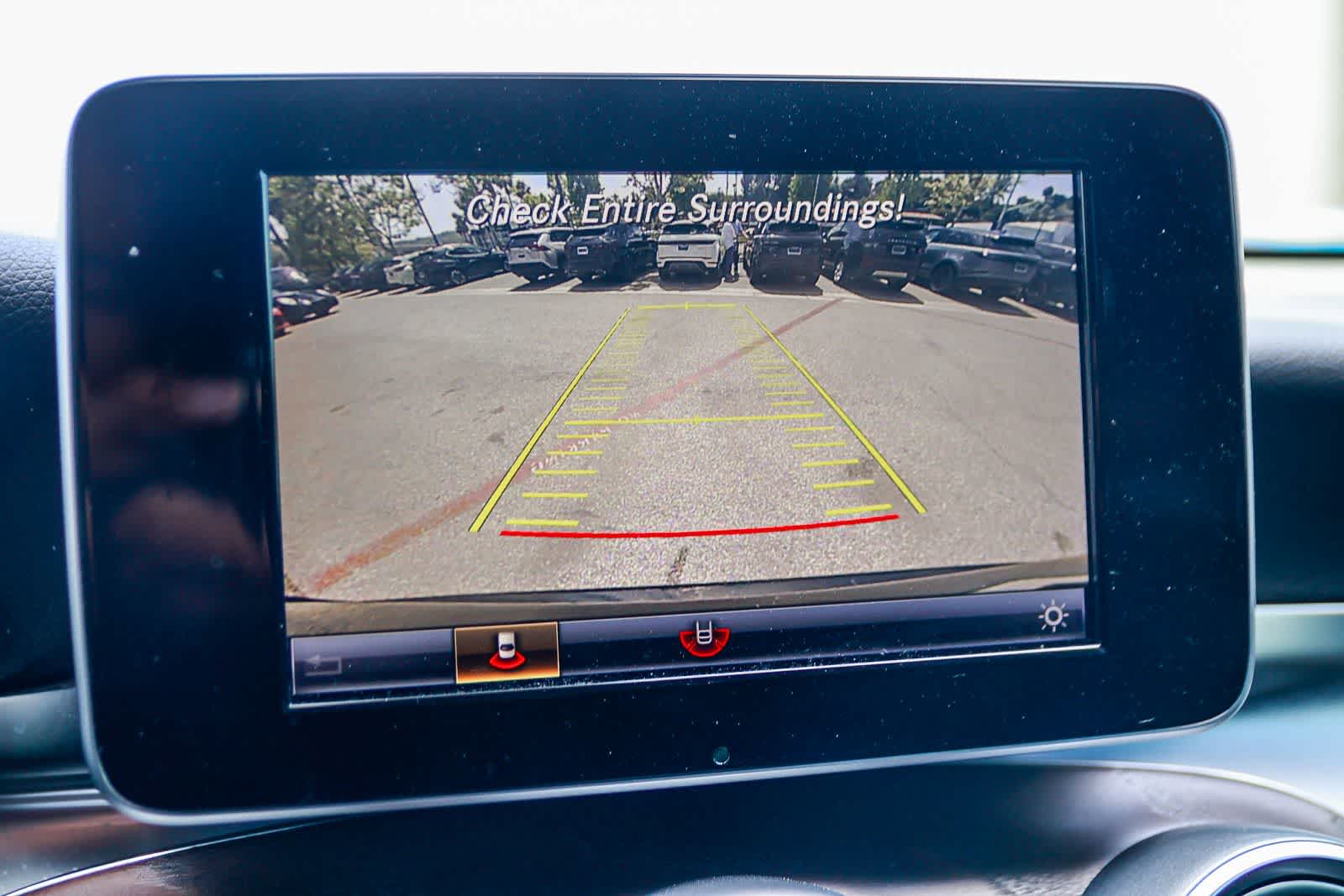 Thumbnail: 2018 Mercedes-Benz GLC - 24