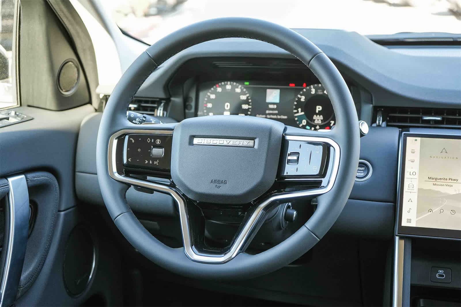 Thumbnail: 2025 Land Rover Discovery Sport - 15