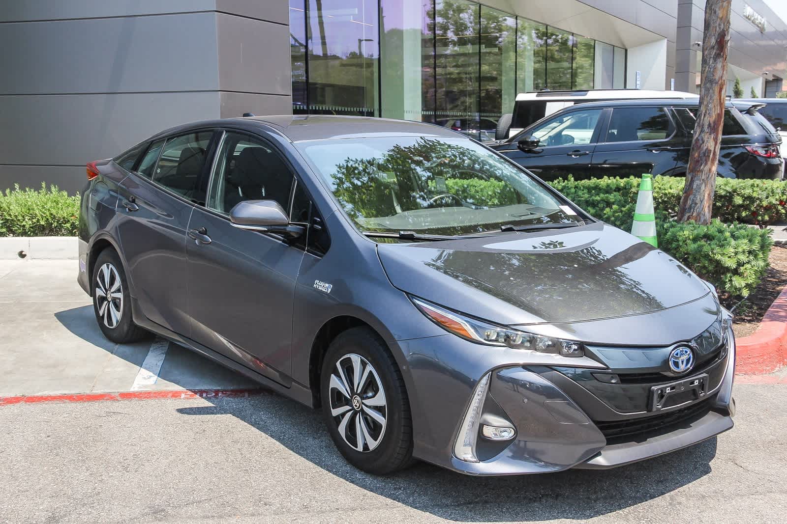 Thumbnail: 2019 Toyota Prius Prime - 3