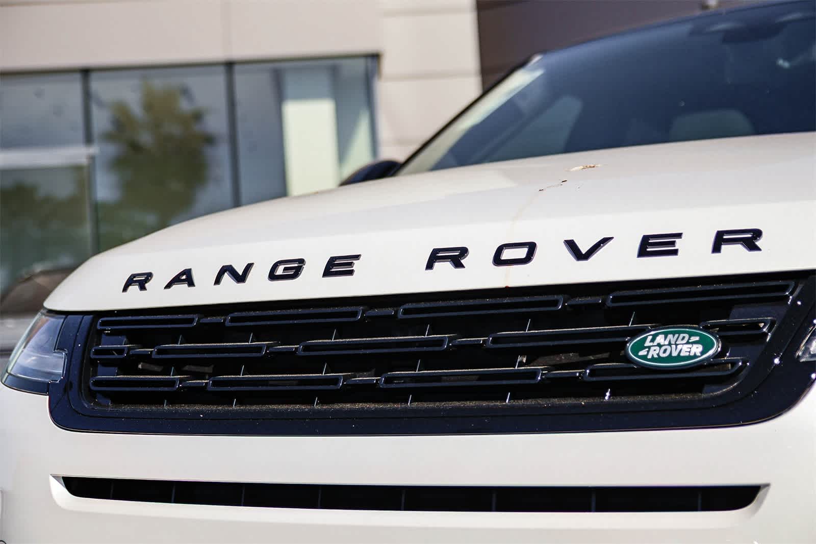 Thumbnail: 2026 Land Rover Range Rover Evoque - 11