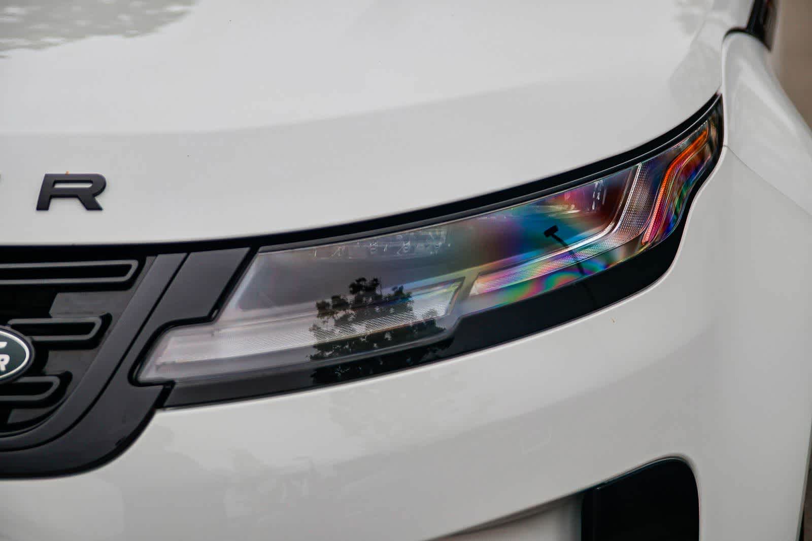 Thumbnail: 2026 Land Rover Range Rover Evoque - 10