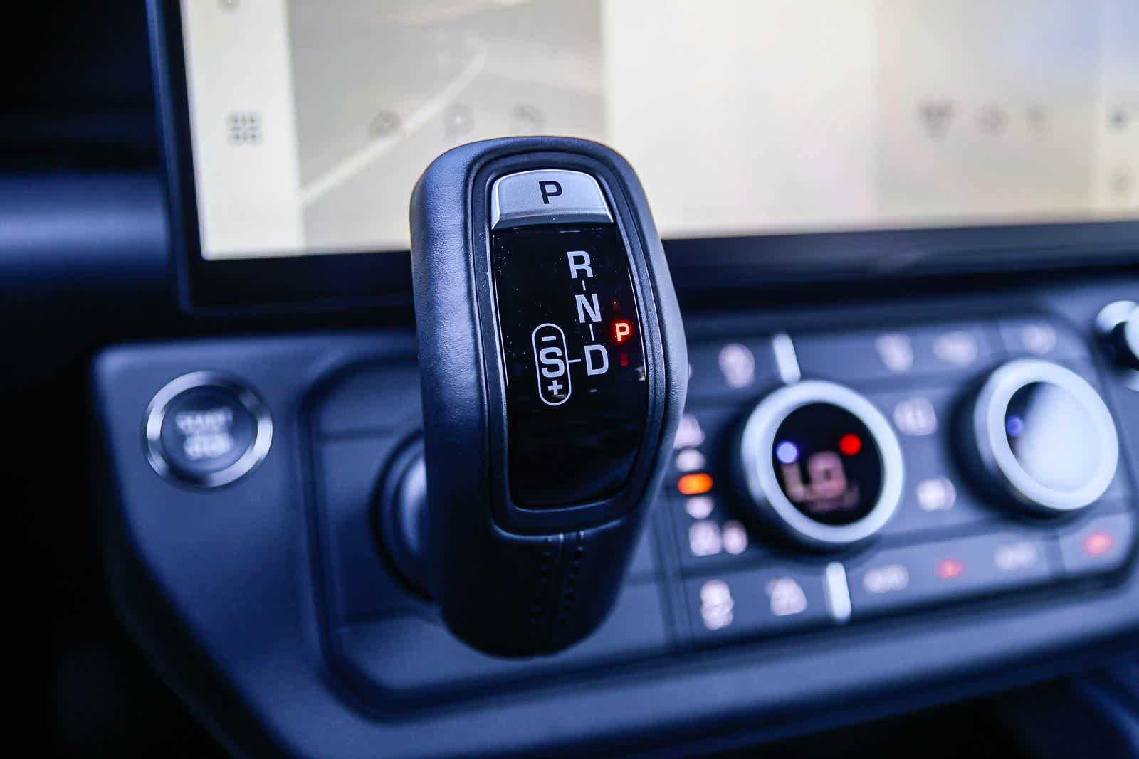 Thumbnail: 2026 Land Rover Defender - 24