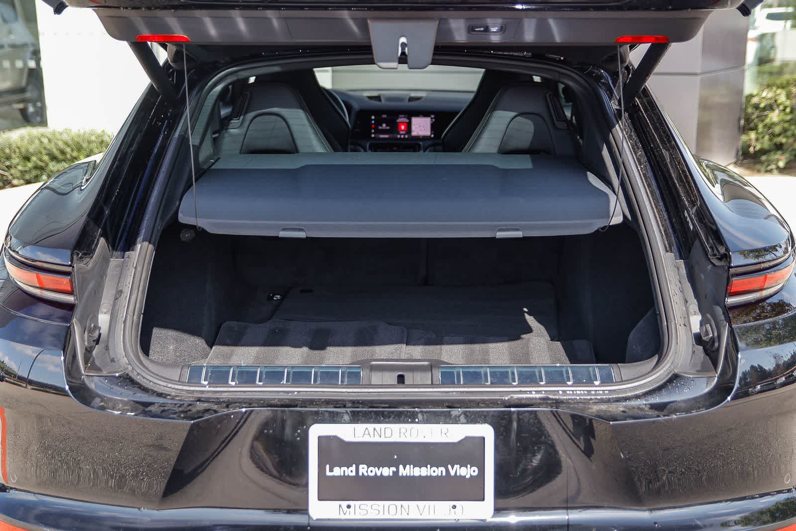 Thumbnail: 2025 Porsche Panamera - 29