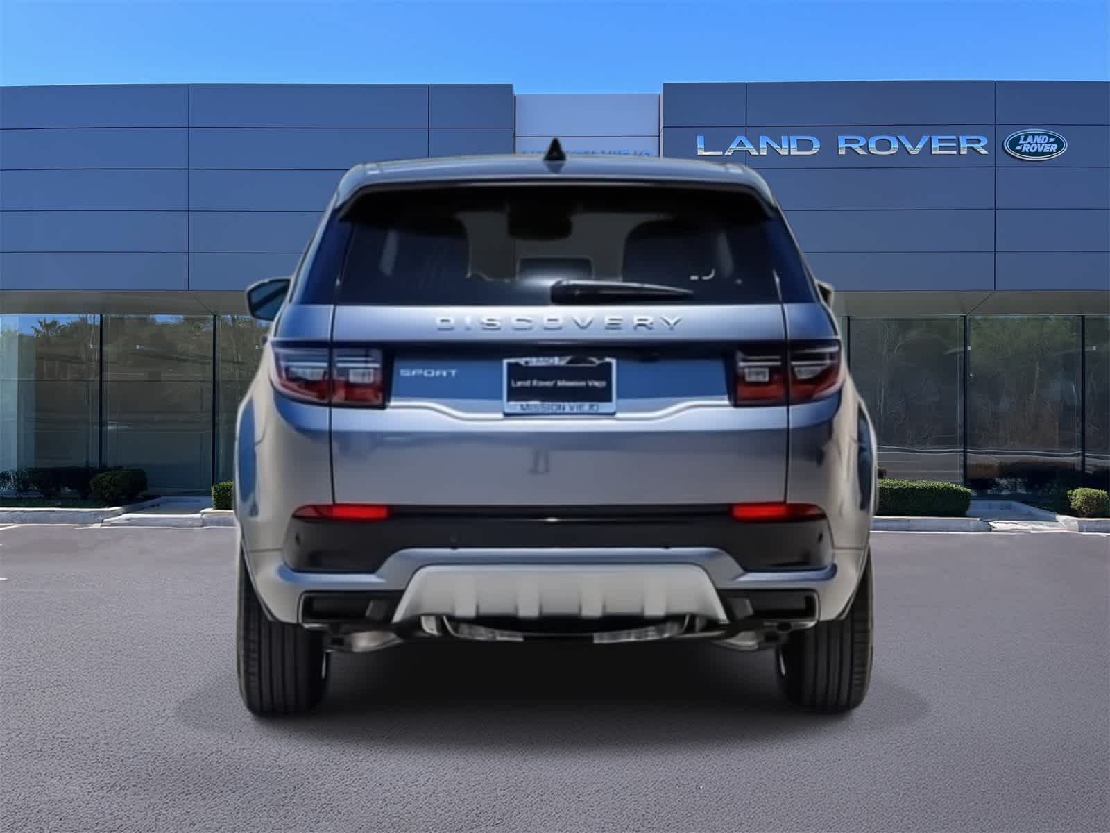 Thumbnail: 2024 Land Rover Discovery Sport - 5