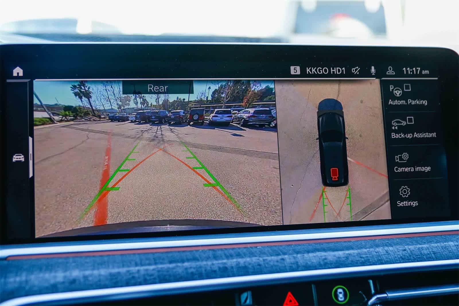 Thumbnail: 2022 BMW X7 - 25