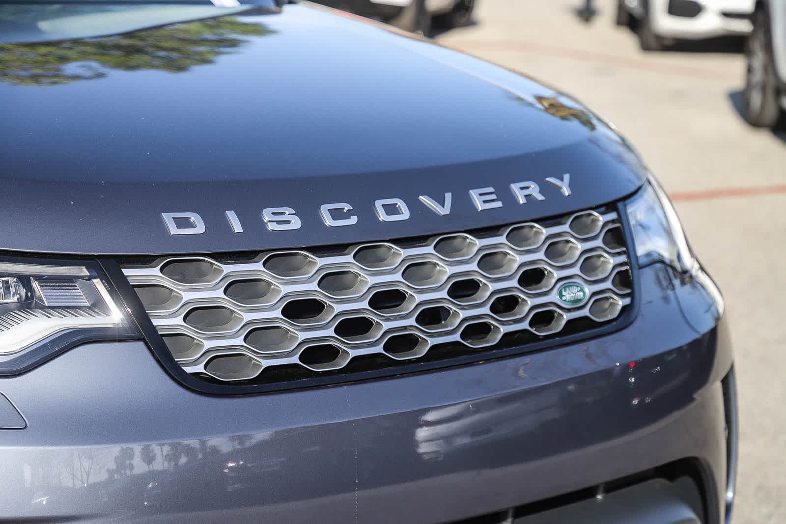Thumbnail: 2026 Land Rover Discovery - 5