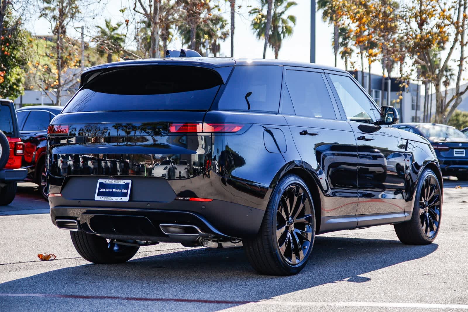 Thumbnail: 2026 Land Rover Range Rover Sport - 4