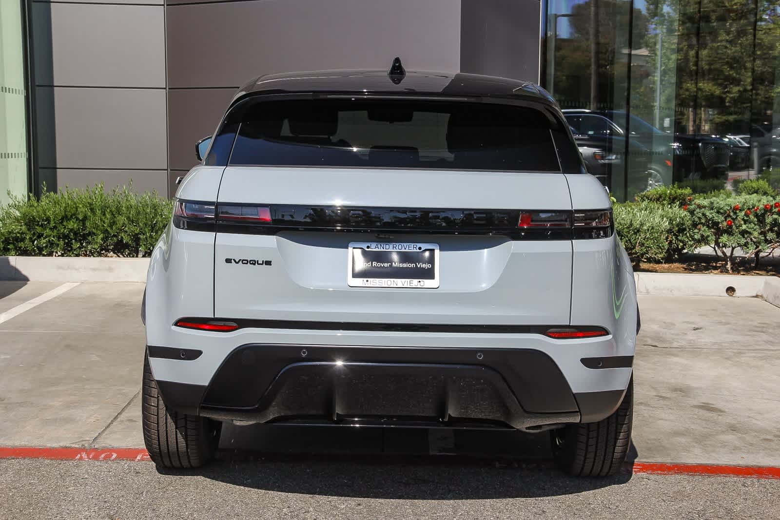 Thumbnail: 2026 Land Rover Range Rover Evoque - 5