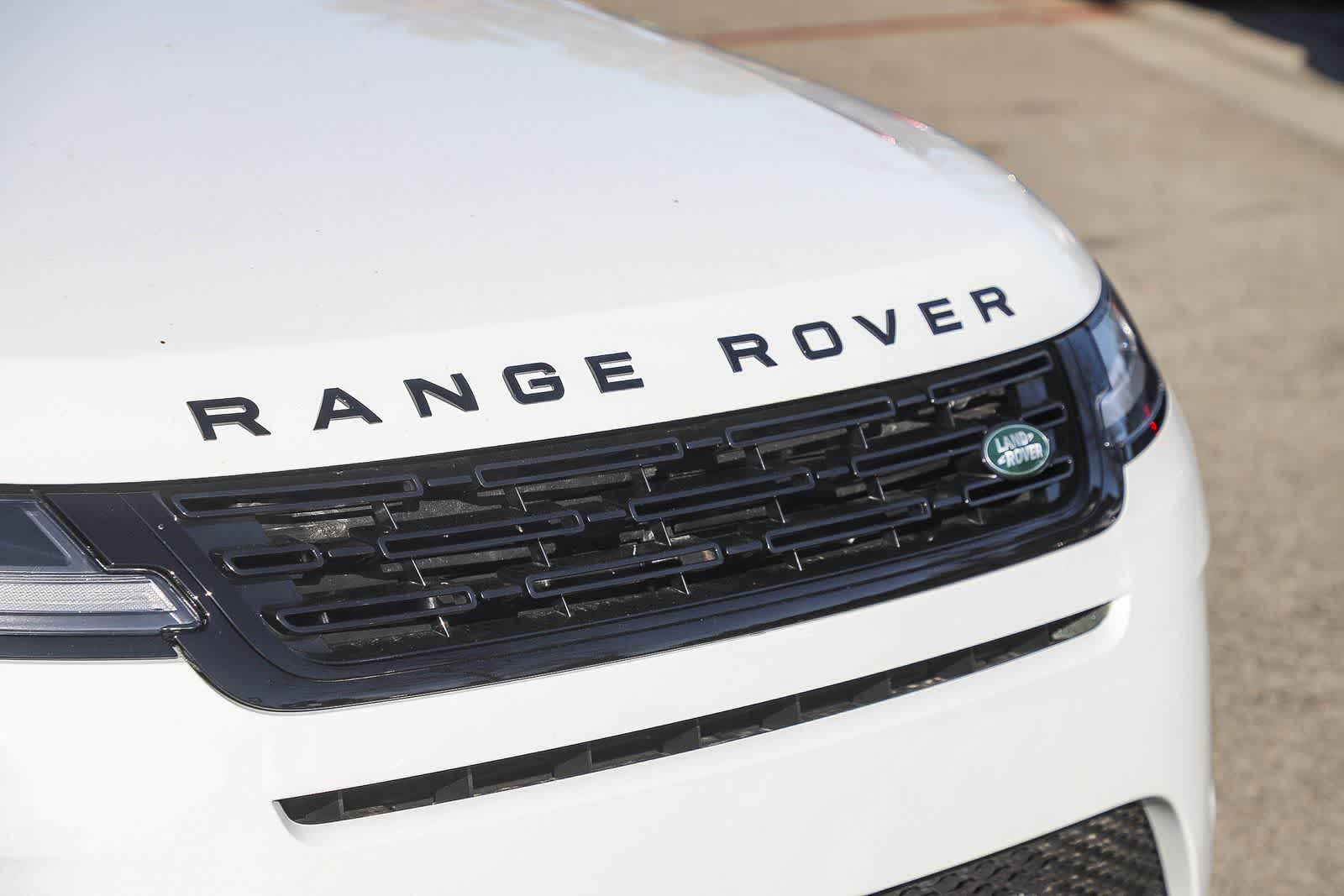 Thumbnail: 2026 Land Rover Range Rover Evoque - 5
