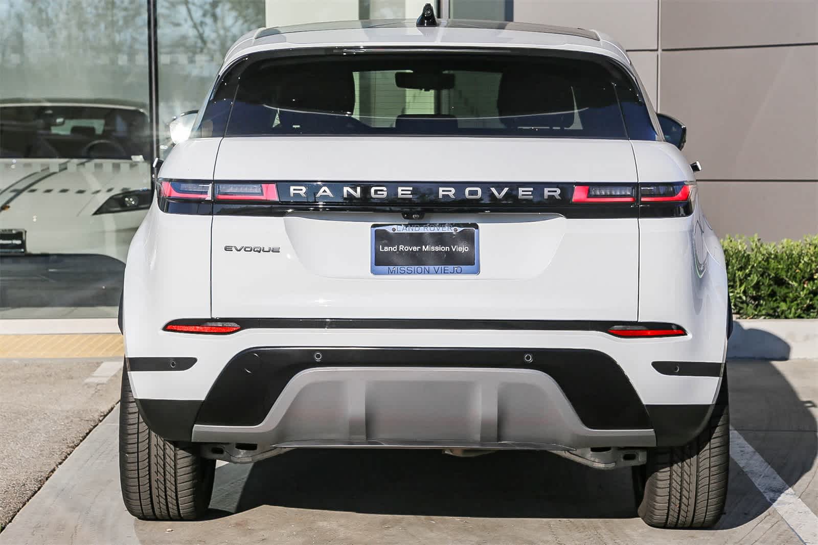 Thumbnail: 2025 Land Rover Range Rover Evoque - 6
