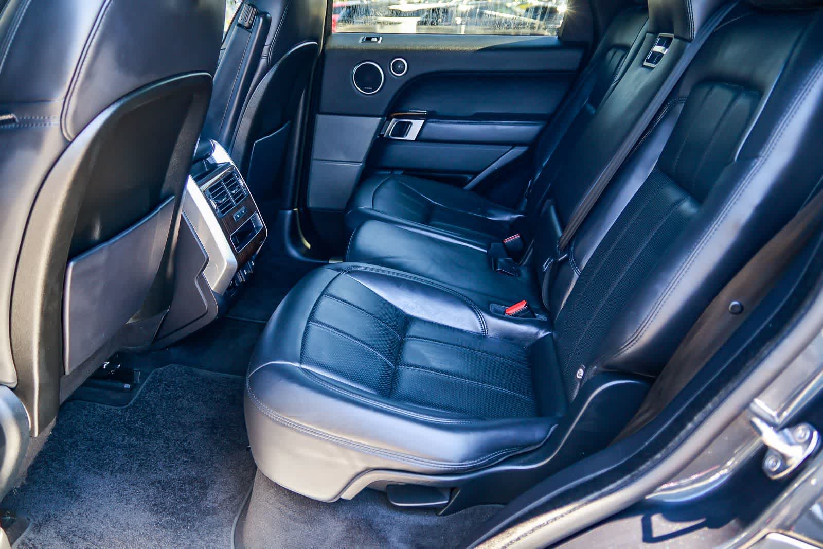 Thumbnail: 2019 Land Rover Range Rover Sport - 18