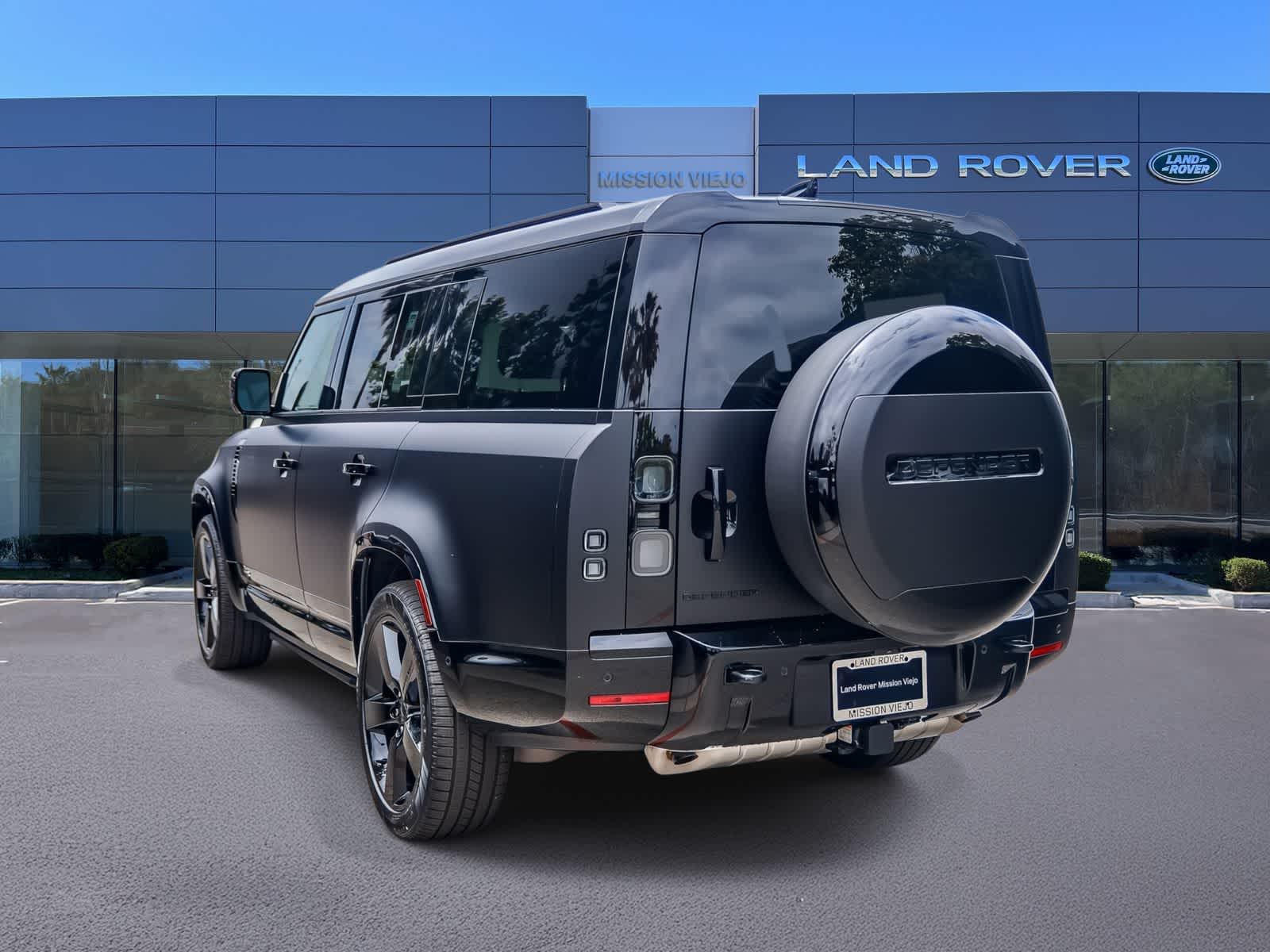 Thumbnail: 2026 Land Rover Defender - 6