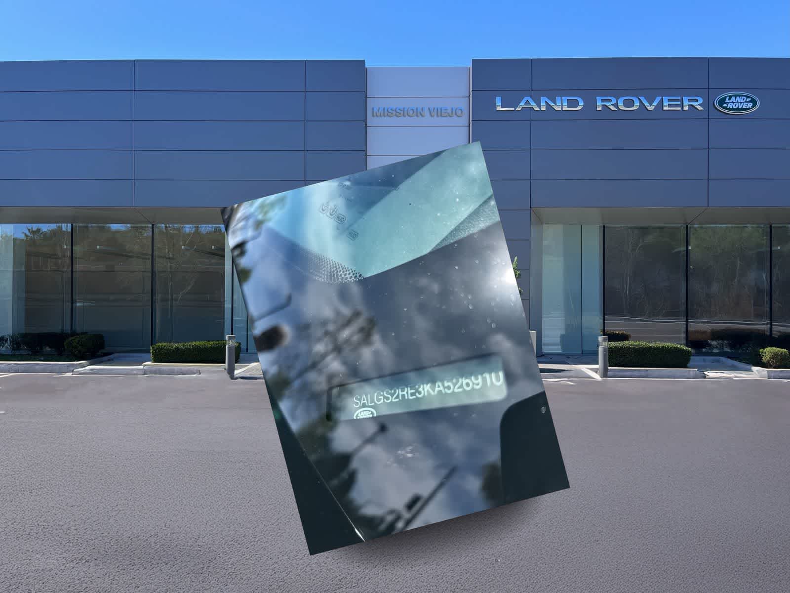 Thumbnail: 2019 Land Rover Range Rover - 3