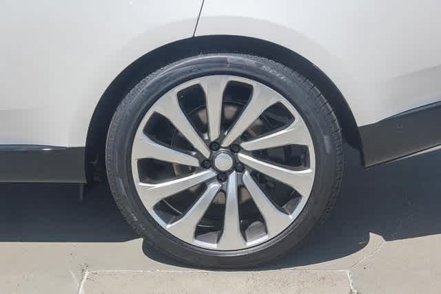 Thumbnail: 2025 Land Rover Range Rover - 11