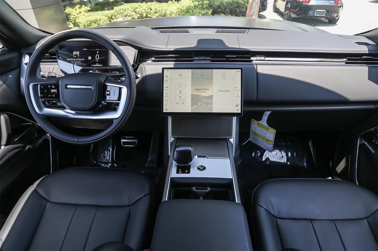 Thumbnail: 2025 Land Rover Range Rover - 14
