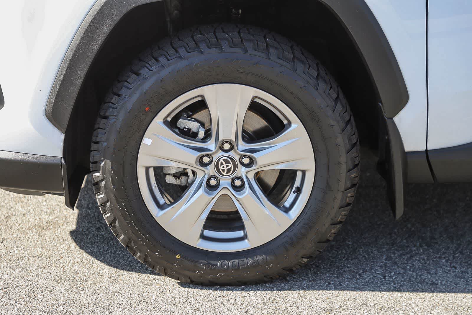 Thumbnail: 2023 Toyota RAV4 - 9