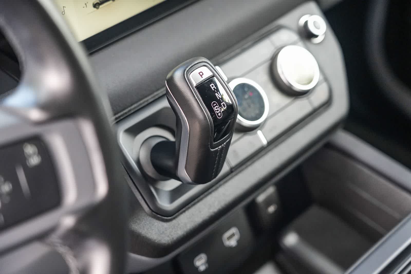 Thumbnail: 2023 Land Rover Defender - 19