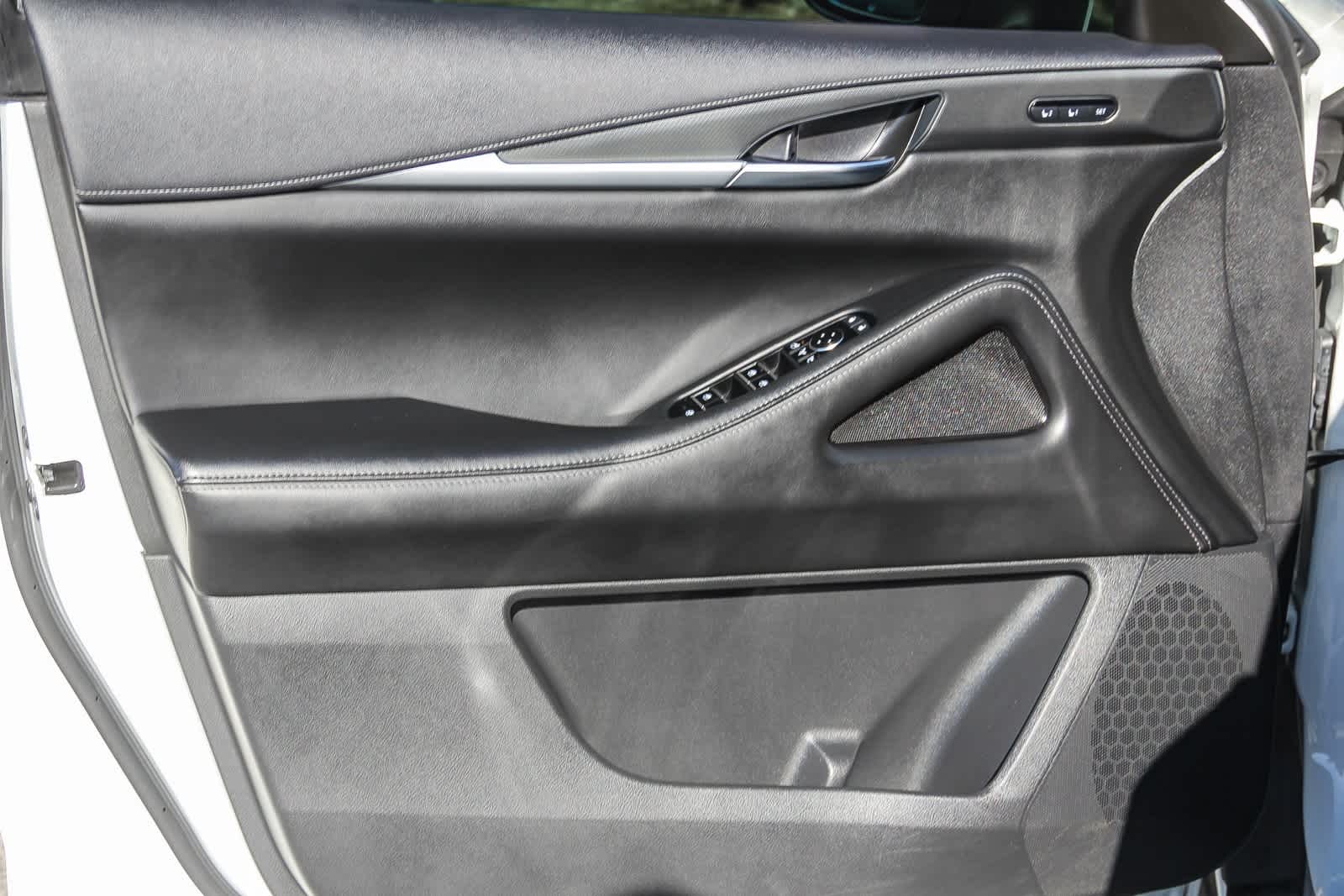 Thumbnail: 2023 INFINITI QX60 - 18