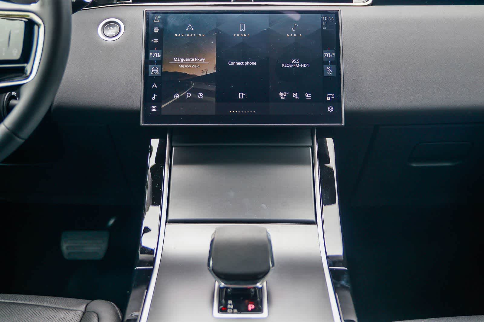 Thumbnail: 2026 Land Rover Range Rover Evoque - 13