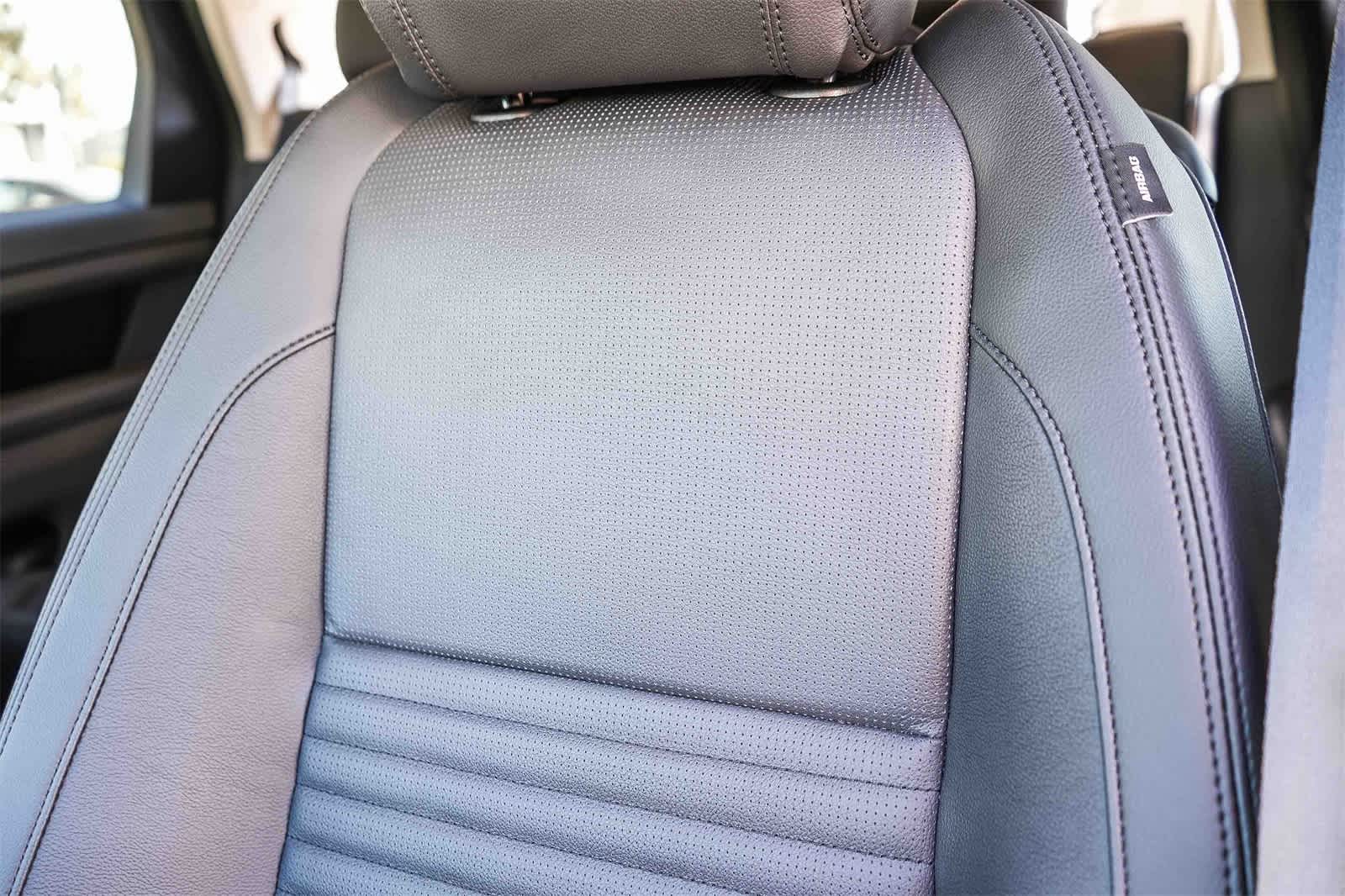 Thumbnail: 2025 Land Rover Discovery Sport - 24