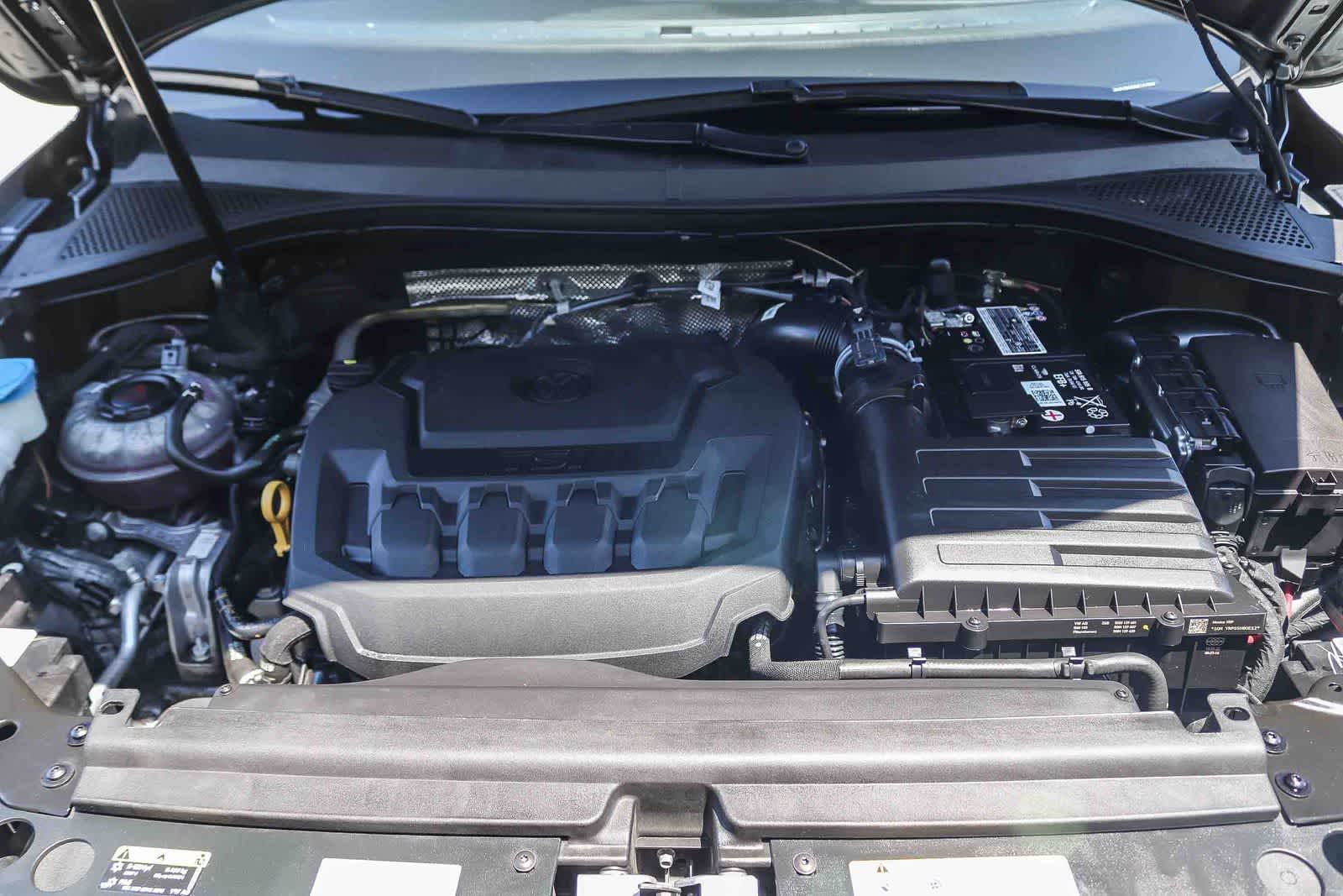 Thumbnail: 2022 Volkswagen Tiguan - 28