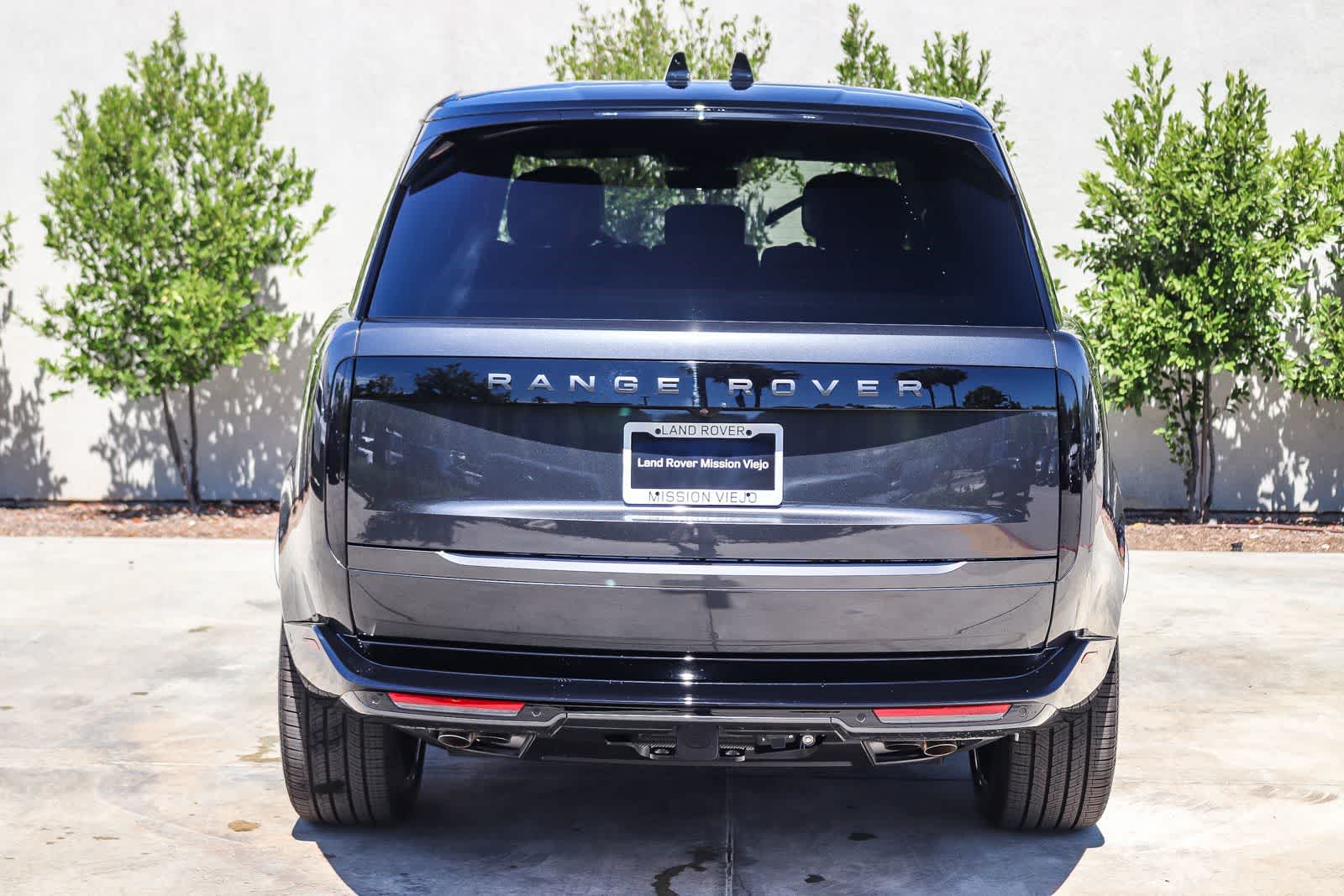Thumbnail: 2026 Land Rover Range Rover - 5