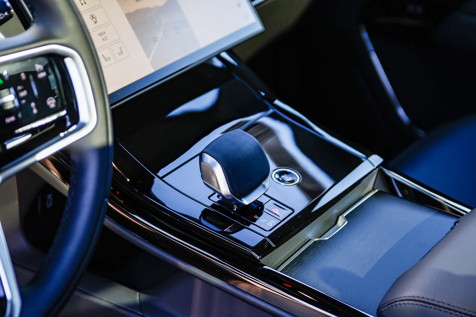 Thumbnail: 2026 Land Rover Range Rover Sport - 20