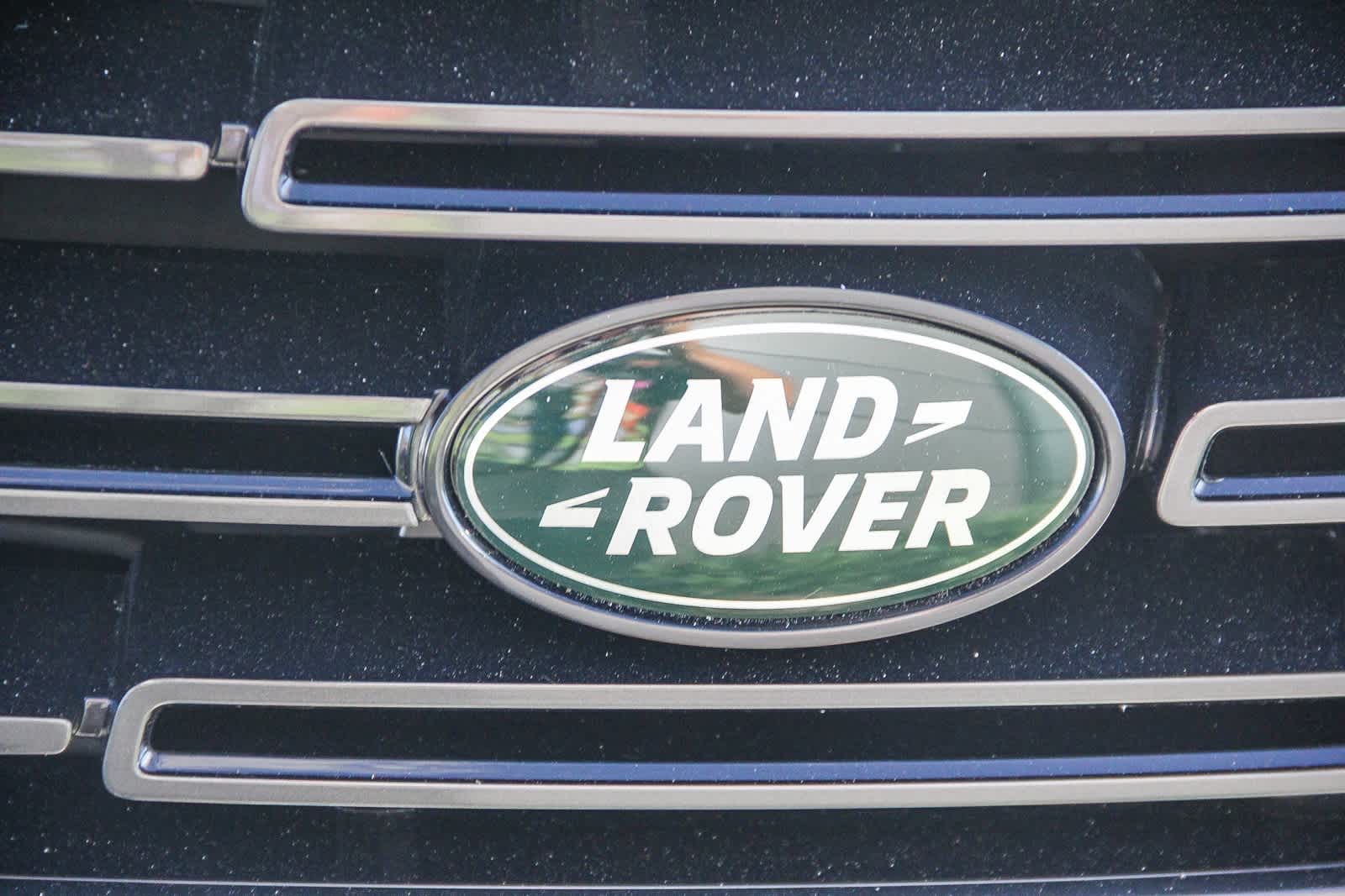 Thumbnail: 2025 Land Rover Range Rover - 10