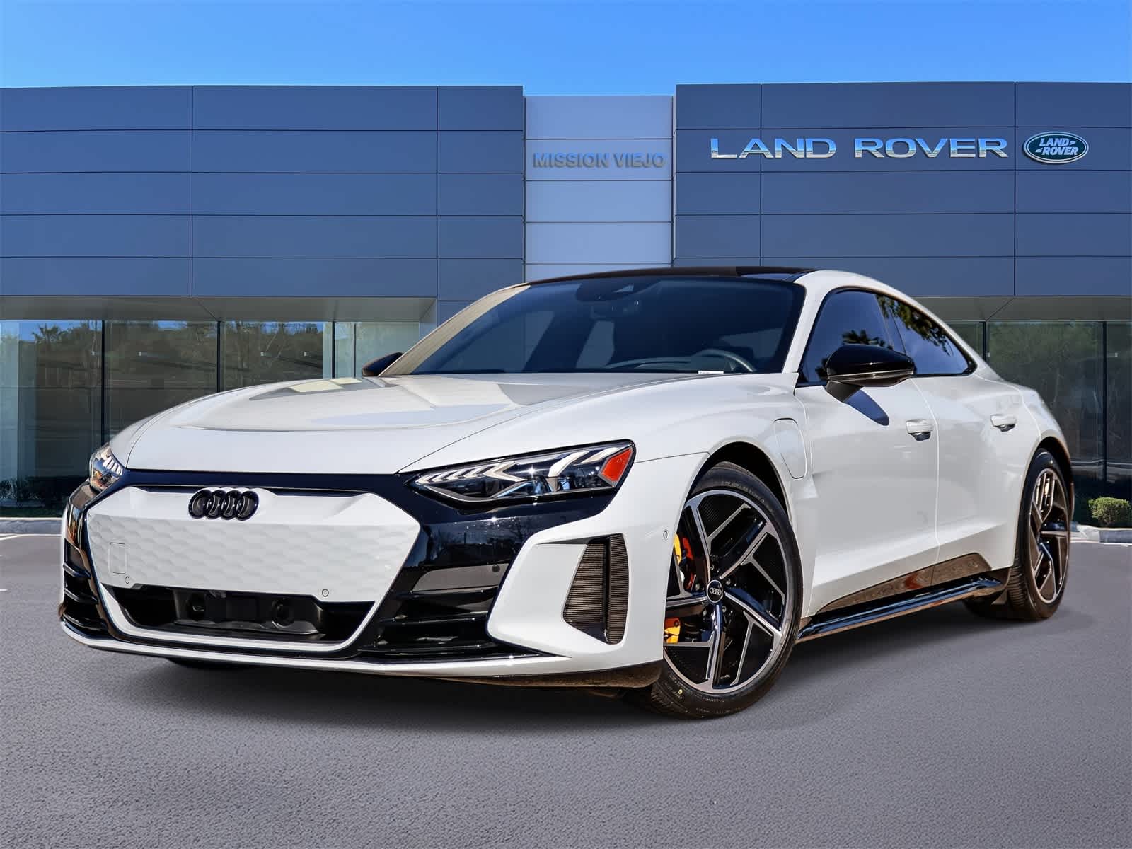 Thumbnail: 2024 Audi RS e-tron GT - 1