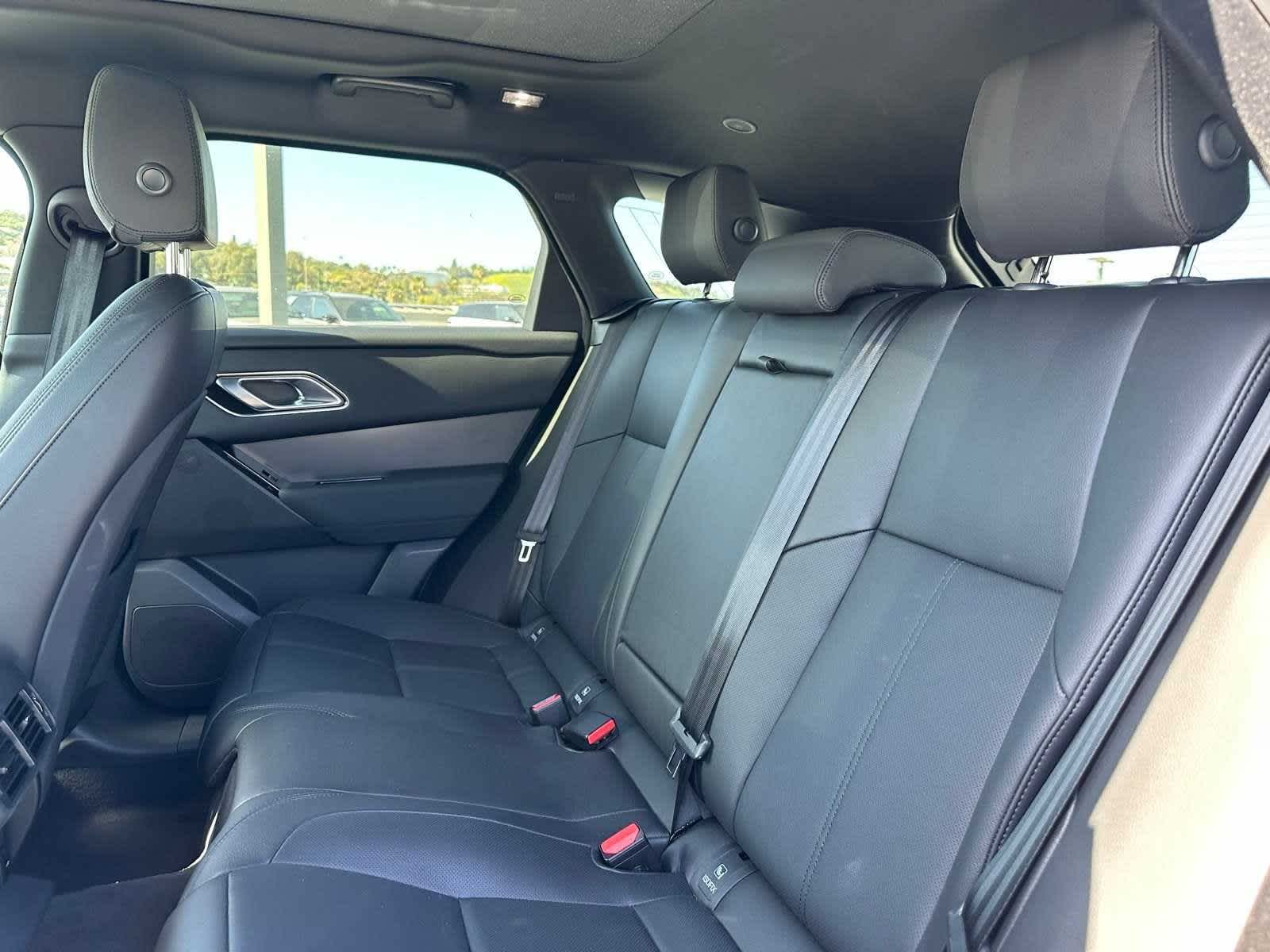 Thumbnail: 2026 Land Rover Range Rover Velar - 9