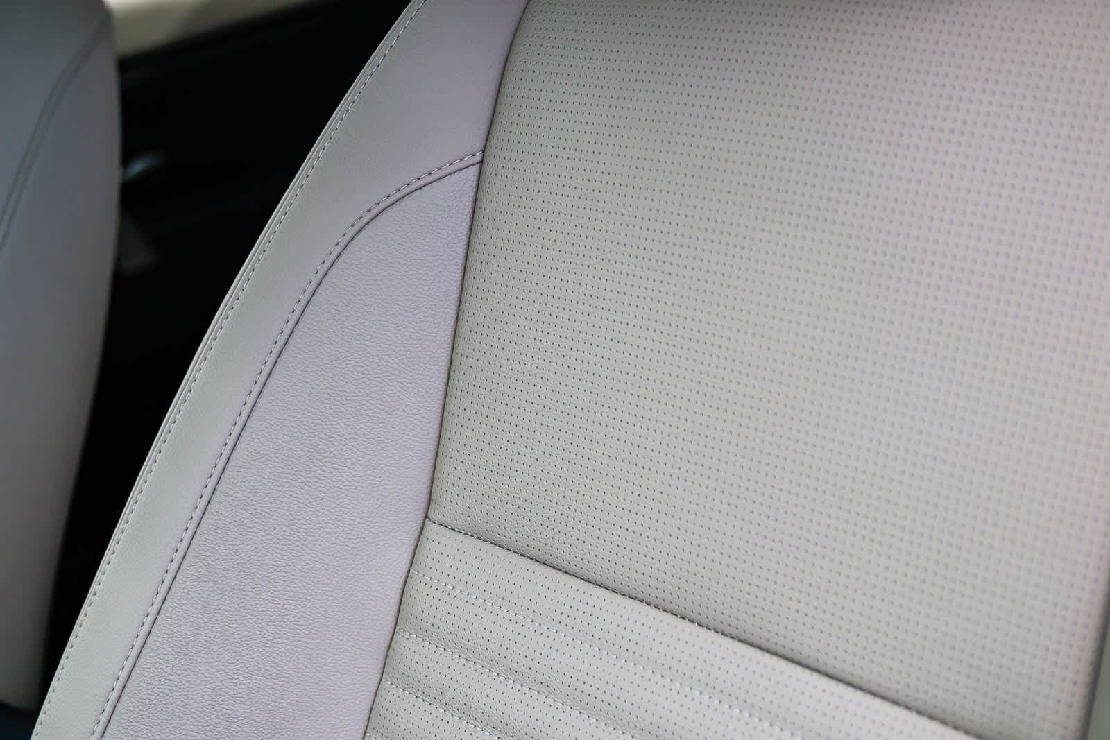 Thumbnail: 2025 Land Rover Discovery Sport - 27