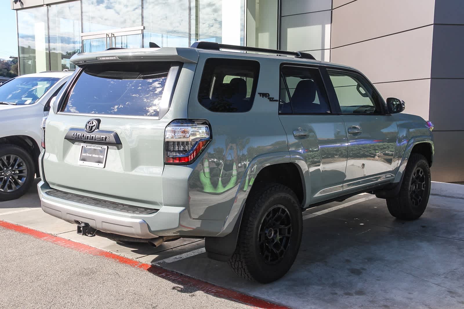 Thumbnail: 2023 Toyota 4Runner - 7