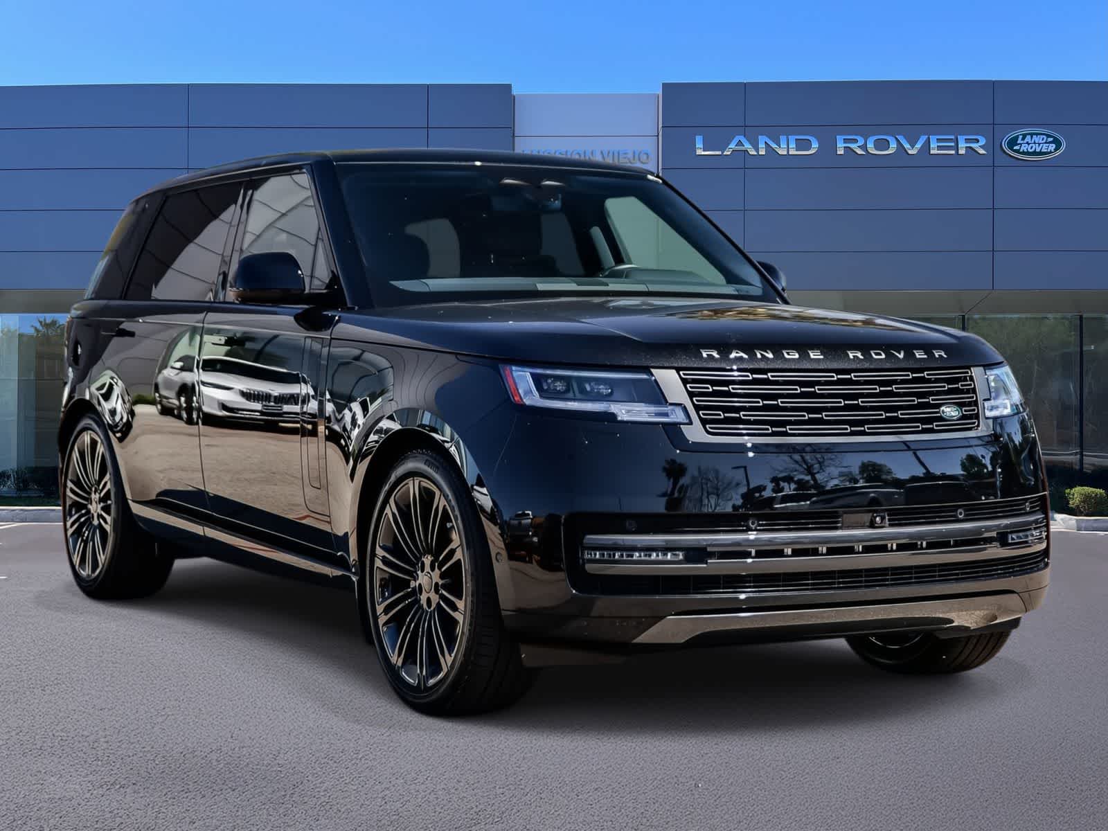 Thumbnail: 2026 Land Rover Range Rover - 3