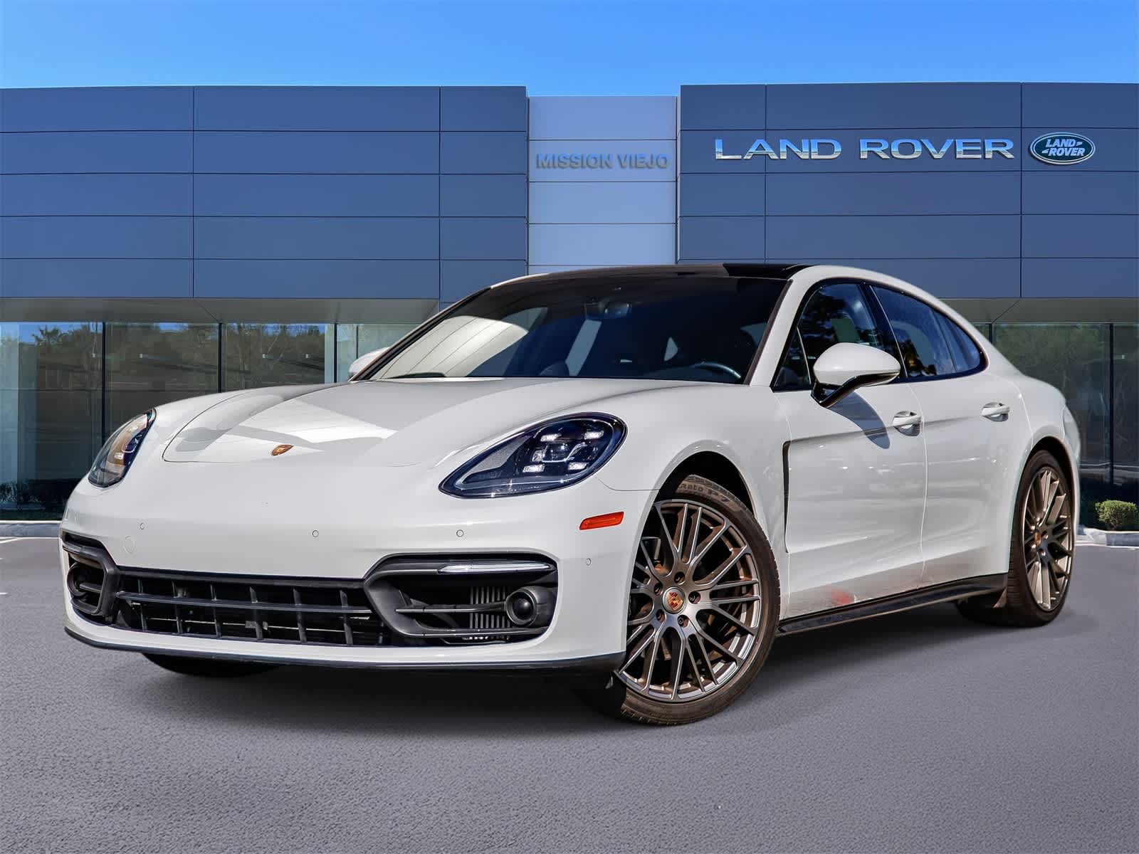 Thumbnail: 2023 Porsche Panamera - 1