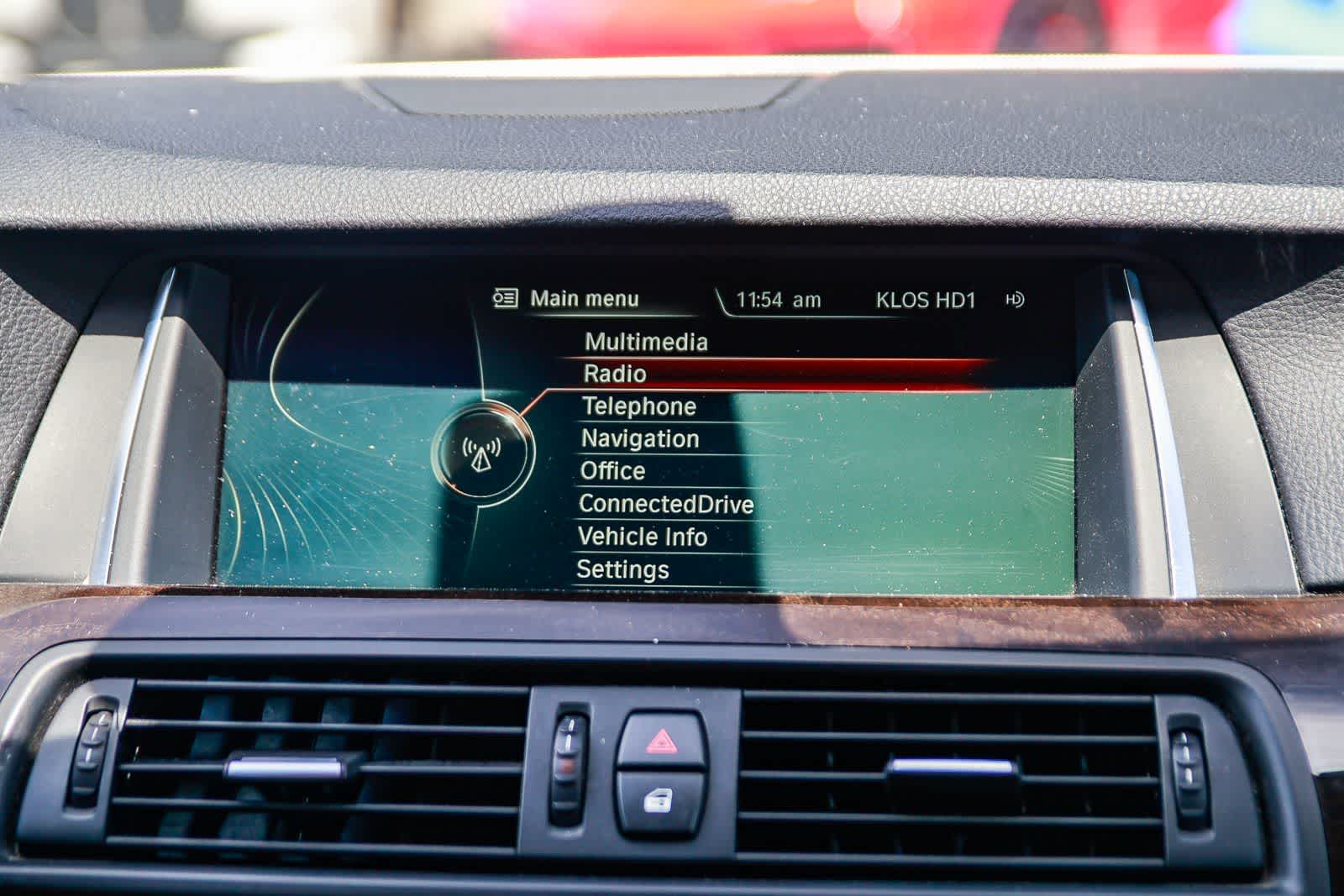 Thumbnail: 2014 BMW 5 Series - 14