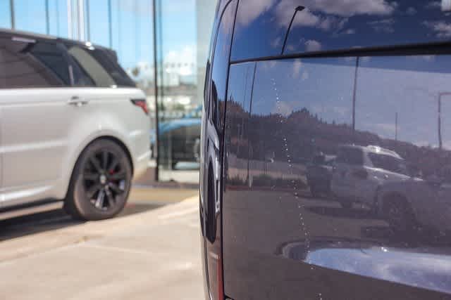 Thumbnail: 2025 Land Rover Range Rover - 7