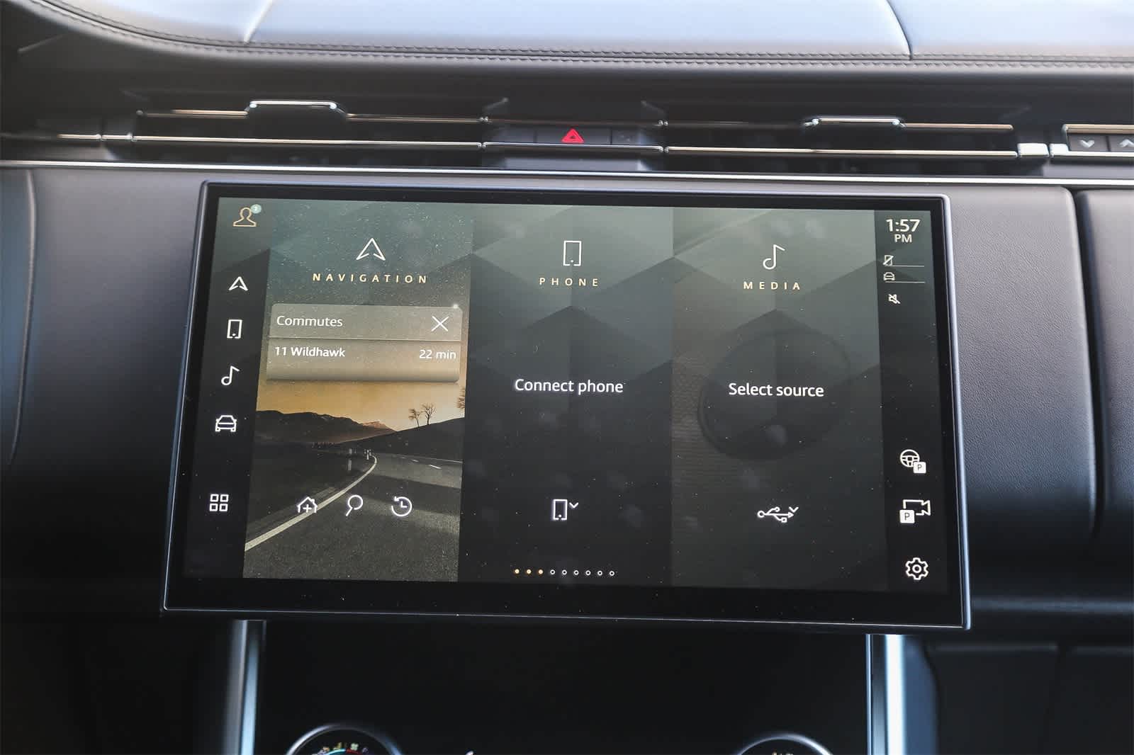 Thumbnail: 2023 Land Rover Range Rover - 15