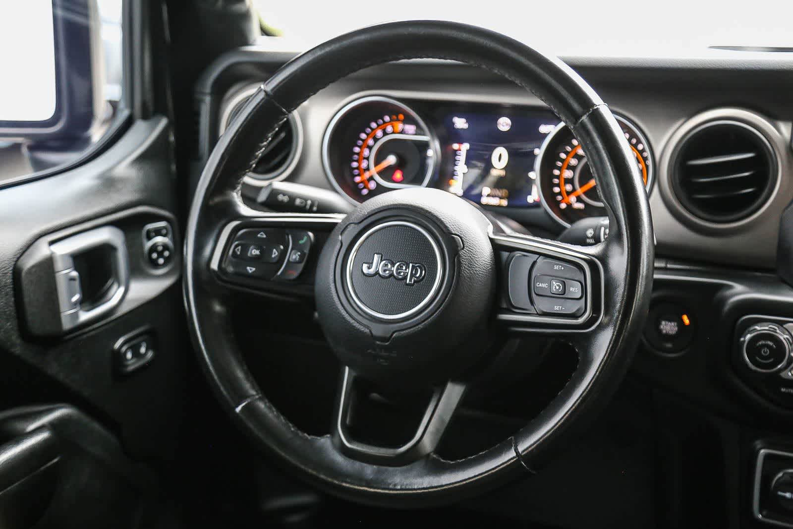 Thumbnail: 2020 Jeep Gladiator - 18
