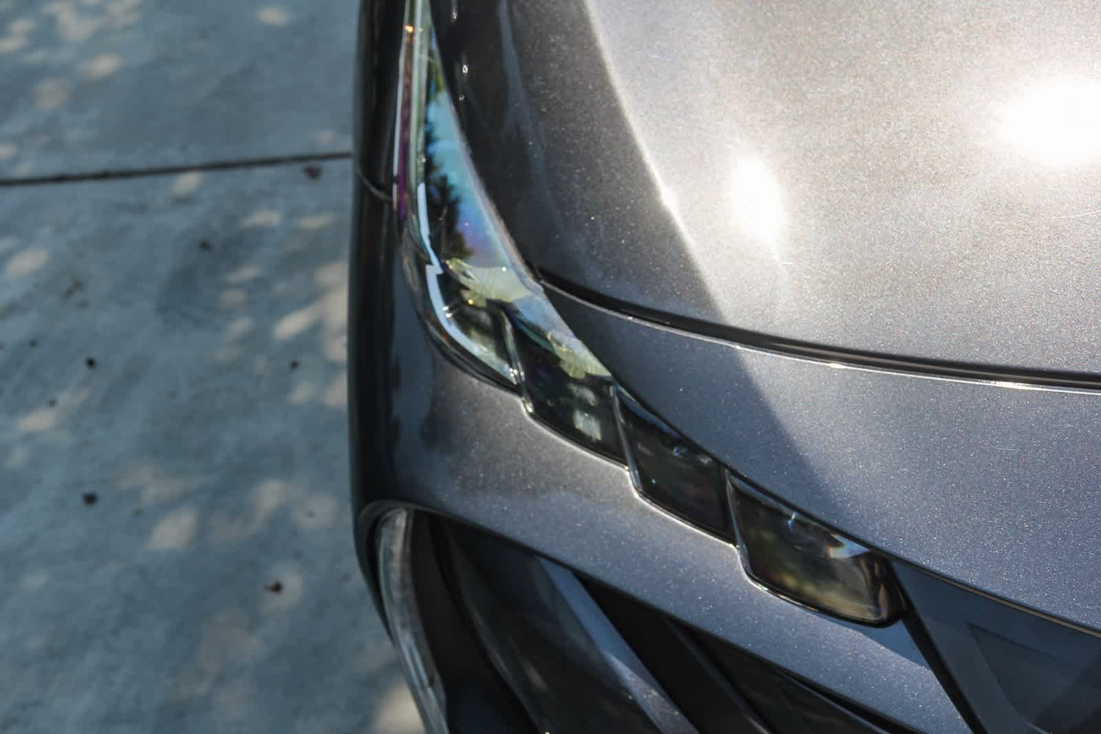 Thumbnail: 2019 Toyota Prius Prime - 10