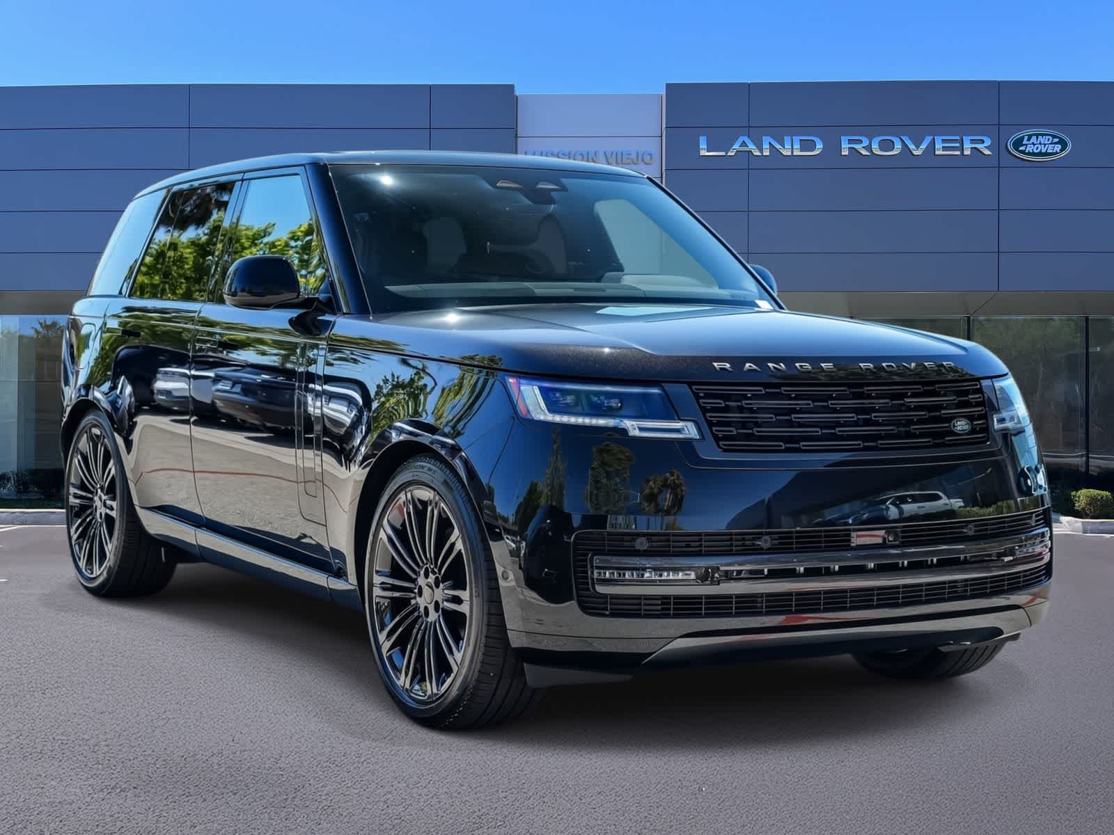Thumbnail: 2026 Land Rover Range Rover - 3