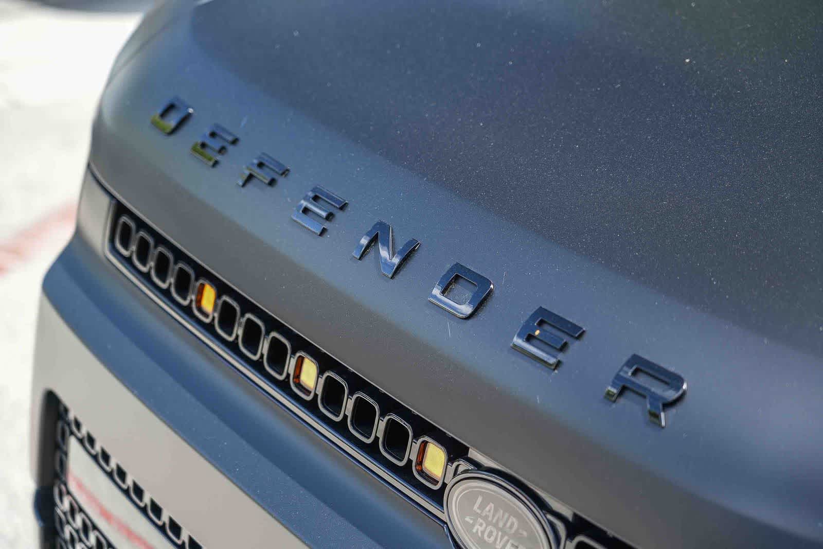 Thumbnail: 2026 Land Rover Defender - 9