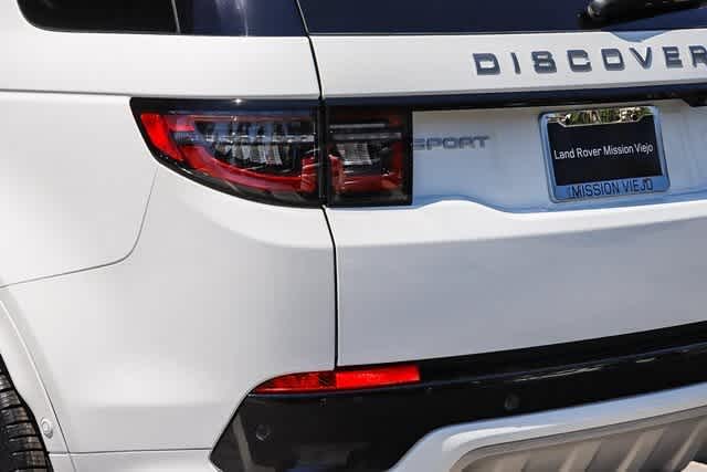 Thumbnail: 2024 Land Rover Discovery Sport - 9