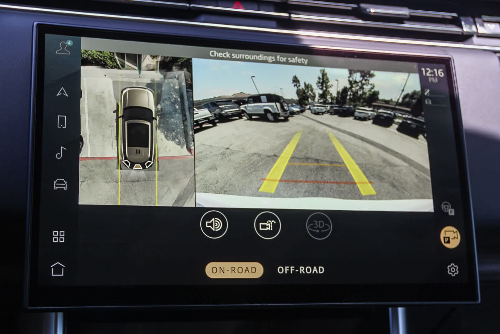 Thumbnail: 2023 Land Rover Range Rover - 24