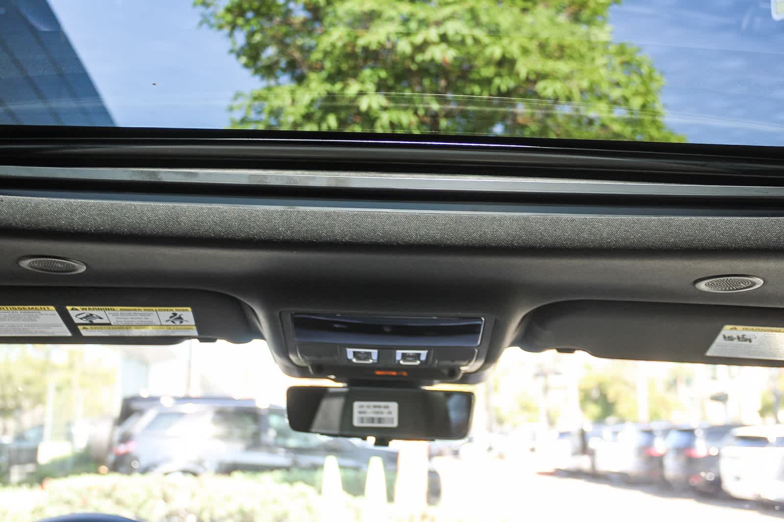 Thumbnail: 2026 Land Rover Range Rover Evoque - 13