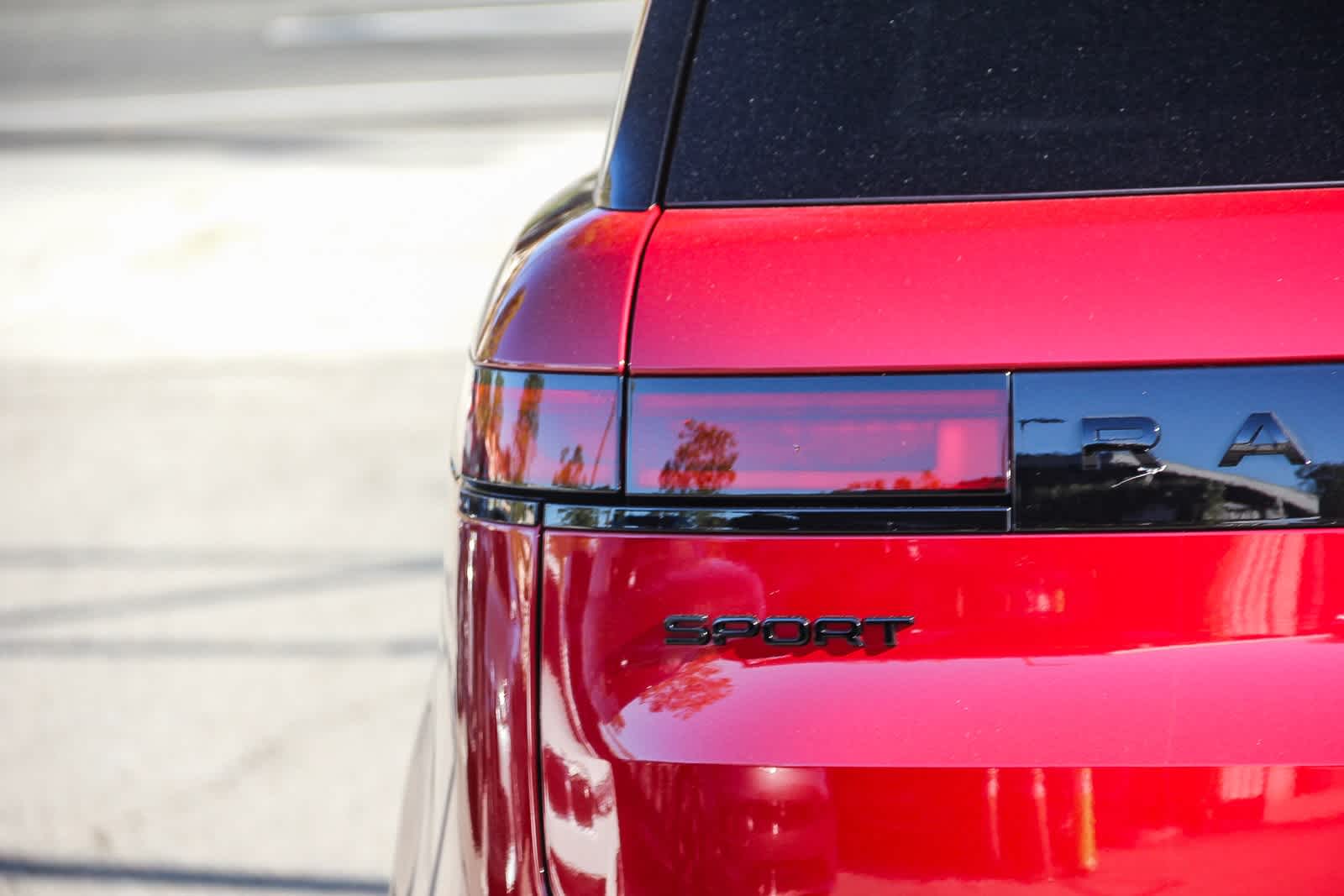 Thumbnail: 2025 Land Rover Range Rover Sport - 7