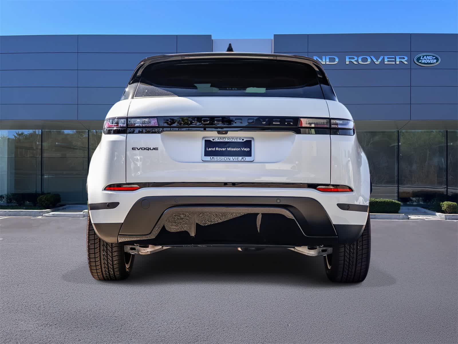 Thumbnail: 2026 Land Rover Range Rover Evoque - 5