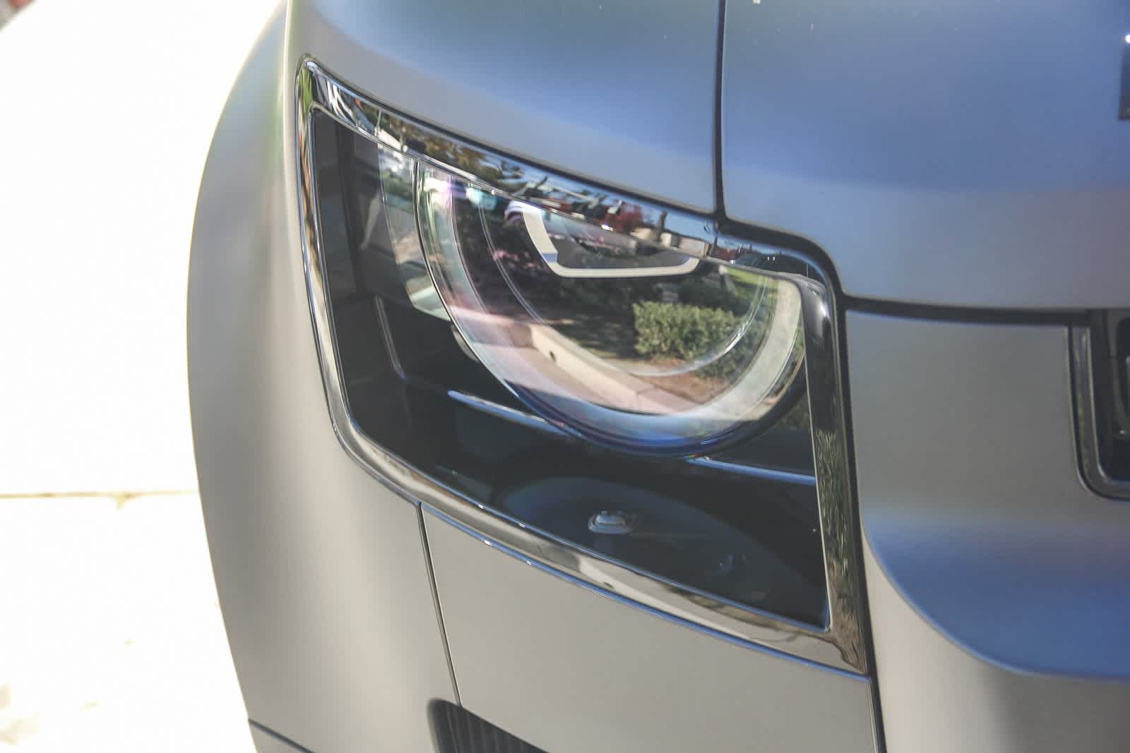 Thumbnail: 2026 Land Rover Defender - 10